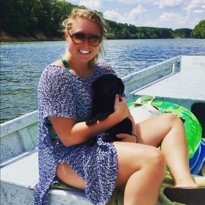 Meet your Posher, Alyssa